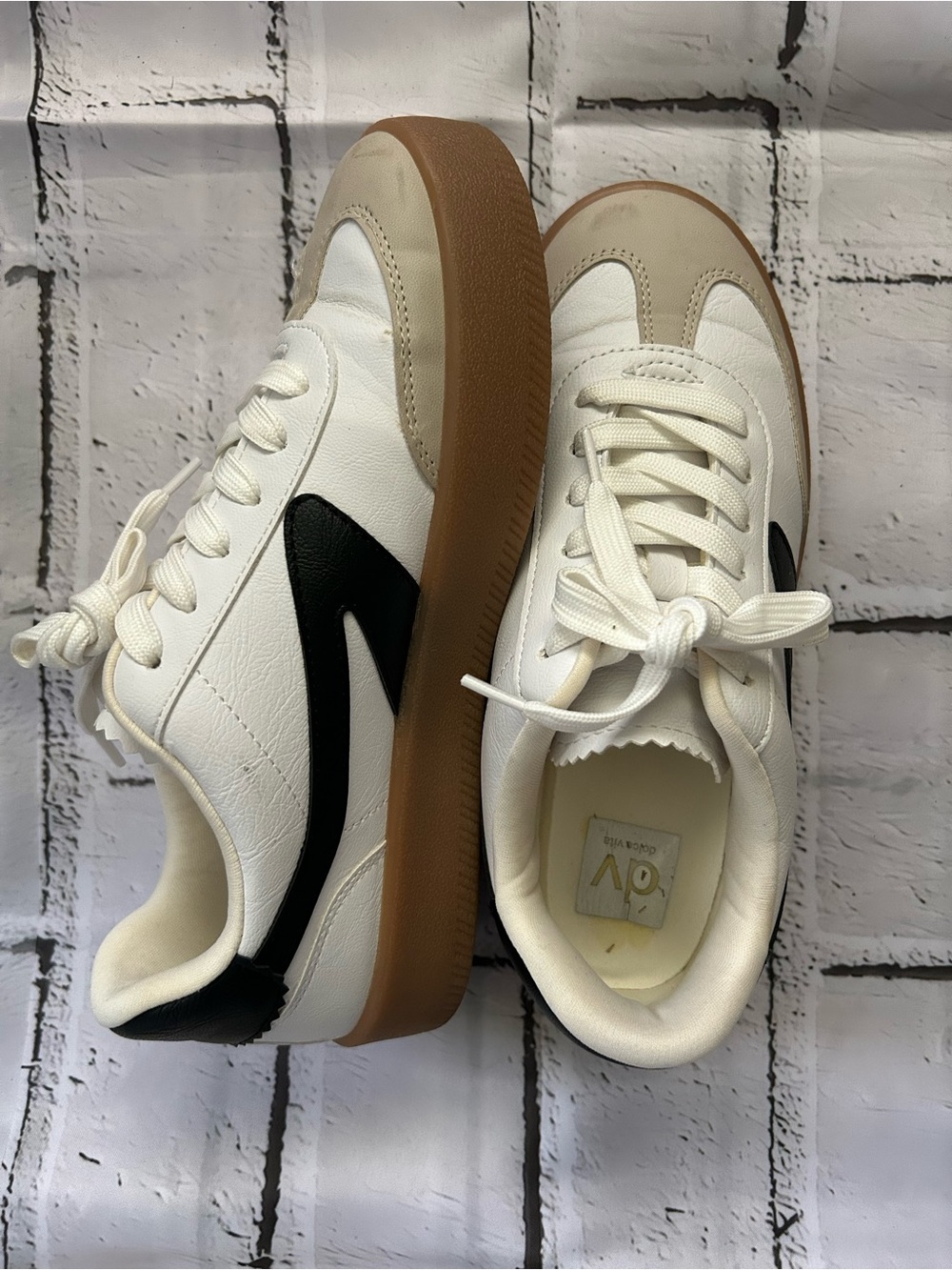 DV by Dolce Vita White Black Tan Platform Sneakers